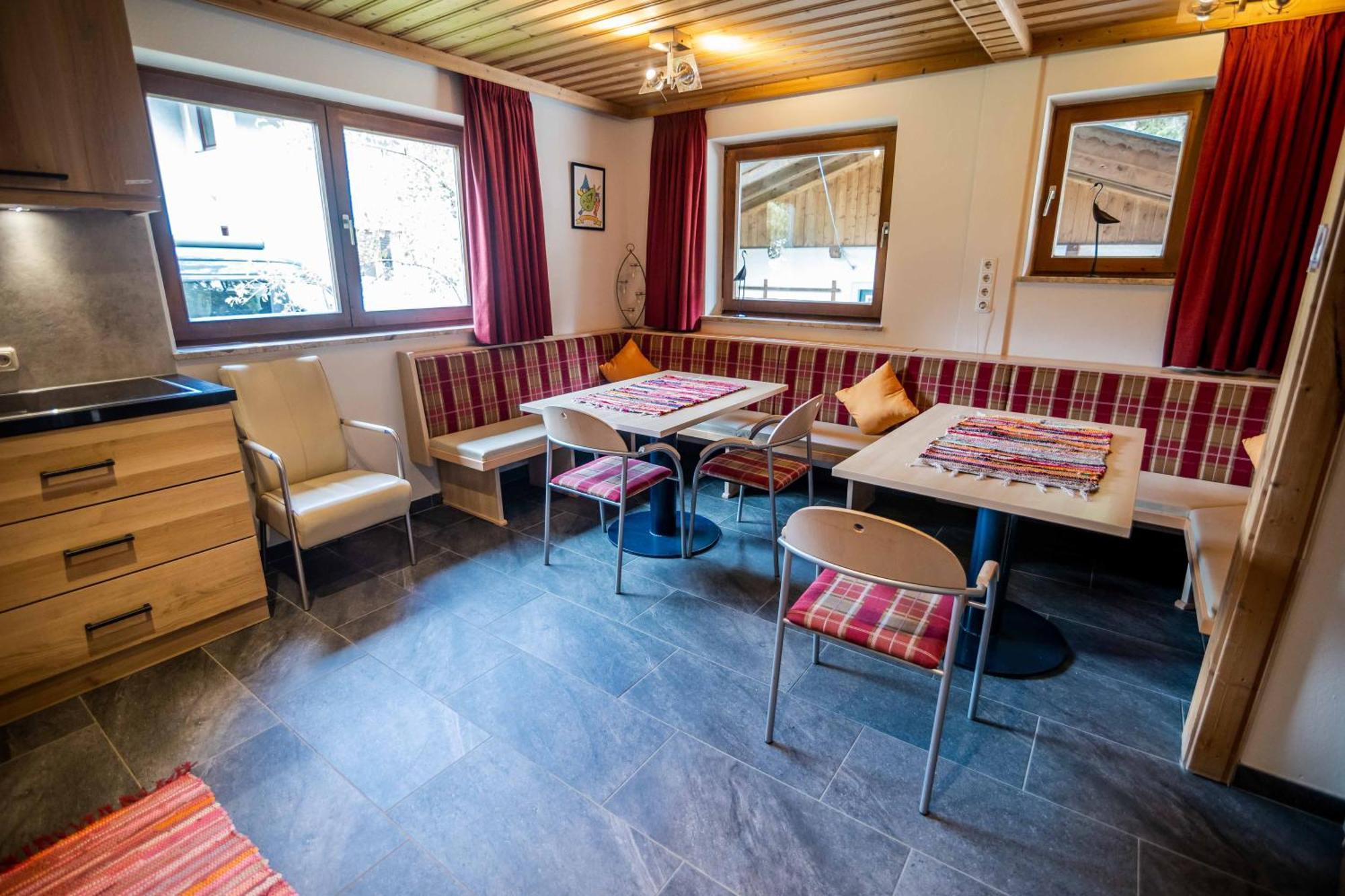 Chalet 3 Musketiers フィーホーフェン 部屋 写真